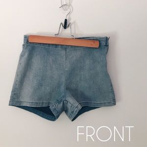 Free People Denim Shorts !!