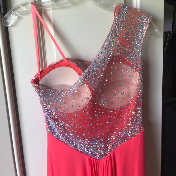 LaFemme Style 20384 Dress - Picture 6 of 7