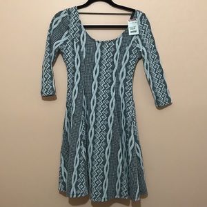 New quarter sleeve dress