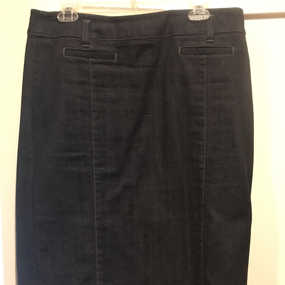 Ann taylor size 8 blue jean stretch pencil skirt