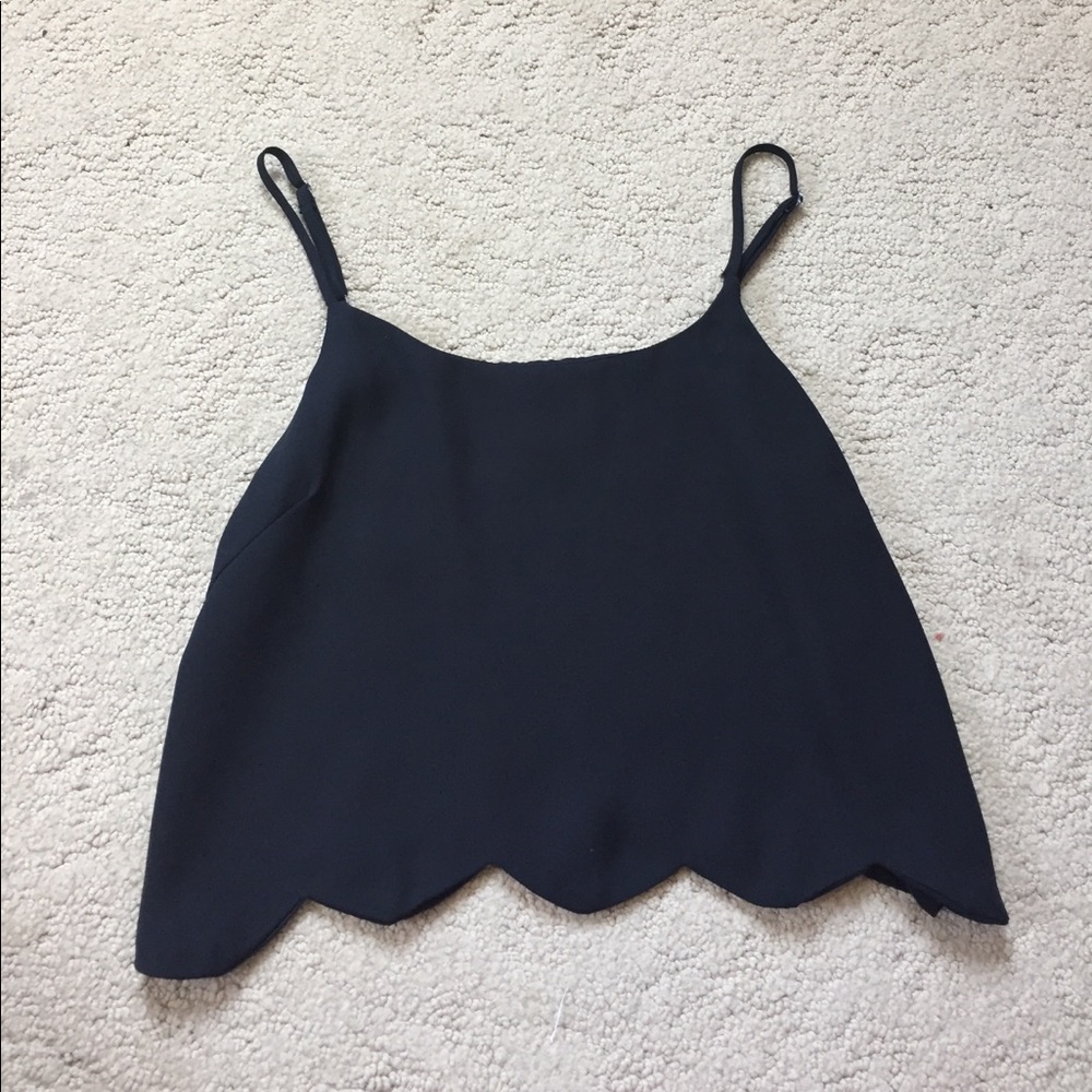 LA Hearts Black cropped shirt!!