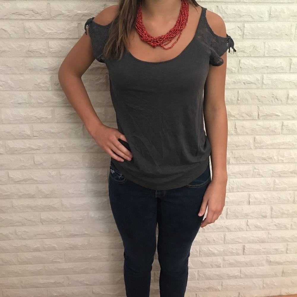American Eagle Open Shoulder
