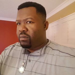 Meet your Posher, Dee