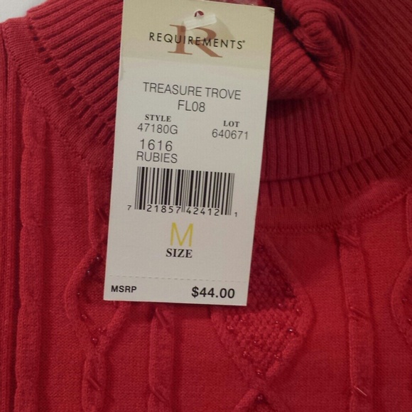 Top - Picture 2 of 3