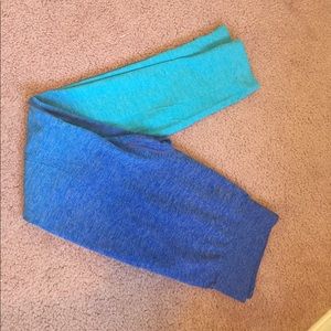 Brand new blue/turquoise ombré legging size L