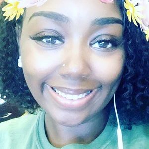 Meet your Posher, Gabrielle