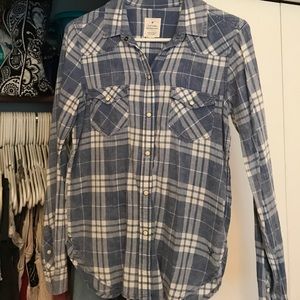 White and blue stripped button up