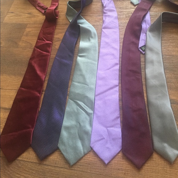 Assortment of ties. 6 ties for $15! - Picture 1 of 2