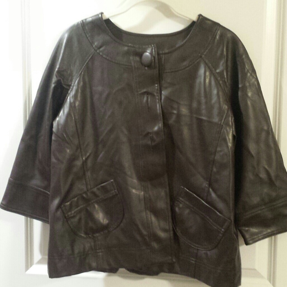 Two fo leather 3/4 sleeve jackets. One black one b