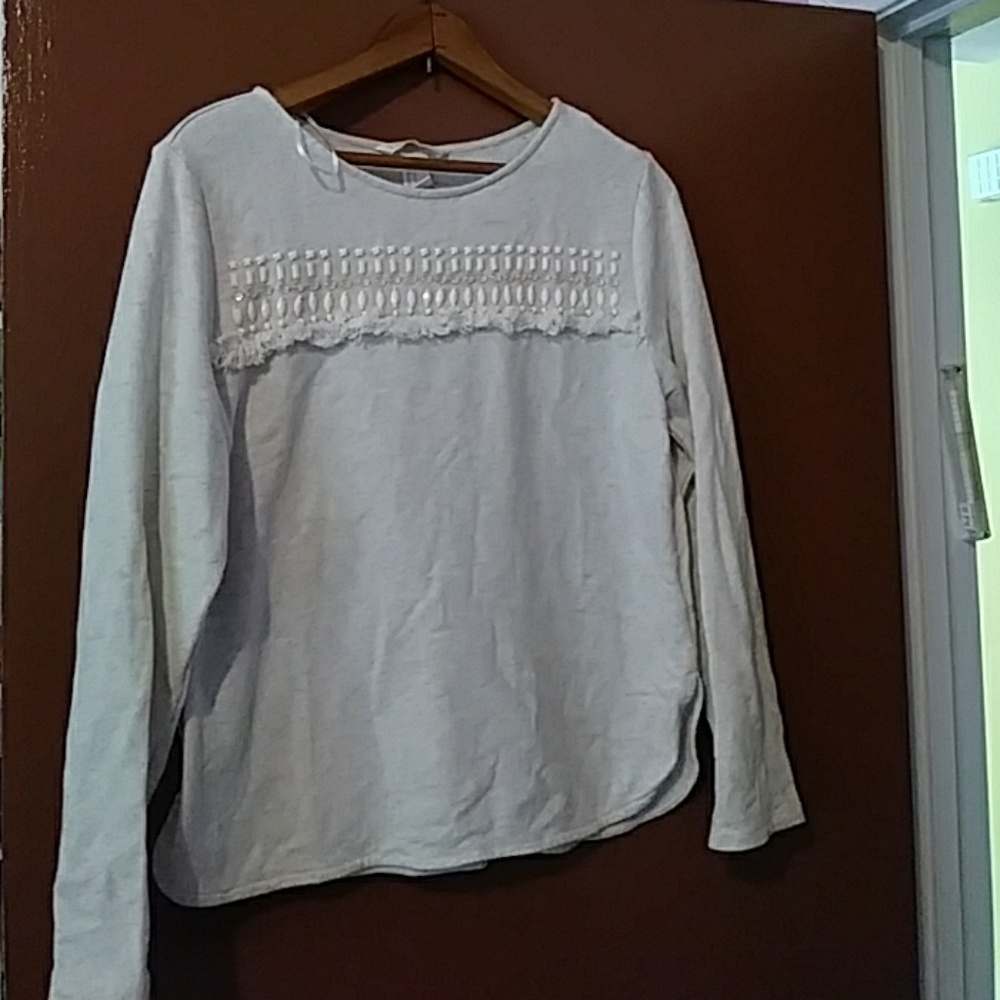 Sweatet too with beading