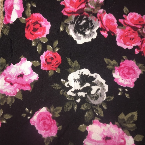 Light weight flowy joggers - Picture 2 of 3