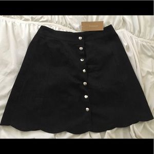 Brand new💎 Francesca's Black Denim Skirt SZ M