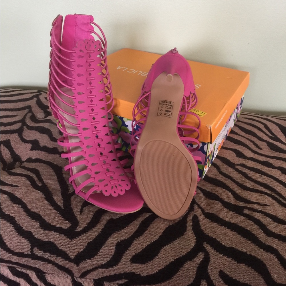 High heeled sandals - Picture 2 of 6