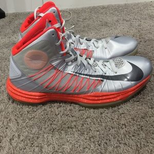 Nike+ Hyperdunk 2012