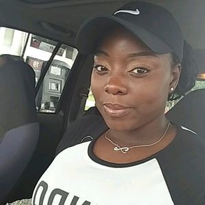 Meet your Posher, Quaniqua