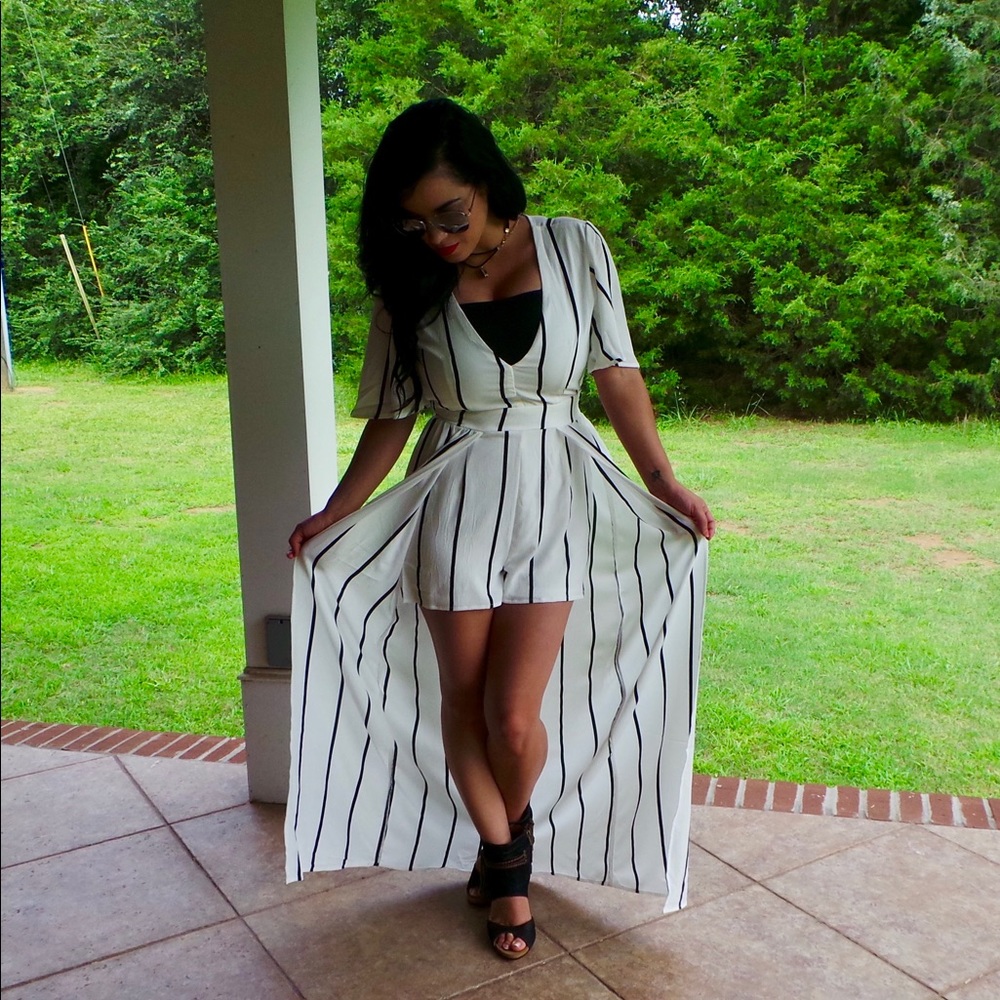 "Rockin' Robin" stripe white/black Jumpsuit - Picture 1 of 3
