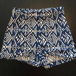 SM high waisted stretchy short shorts 💃🏻💁🏻