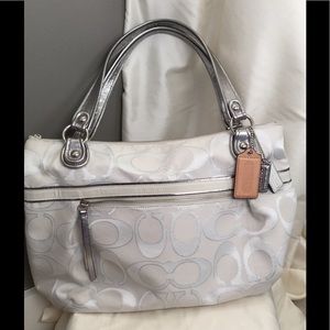 Coach Poppy Metallic signature glam tote