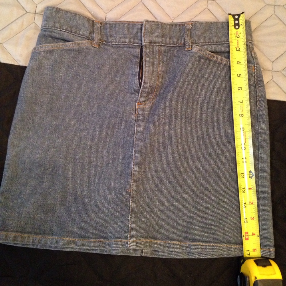 Gap denim skirt.