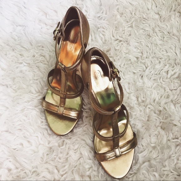 Gold Coach Wedges - Picture 2 of 4