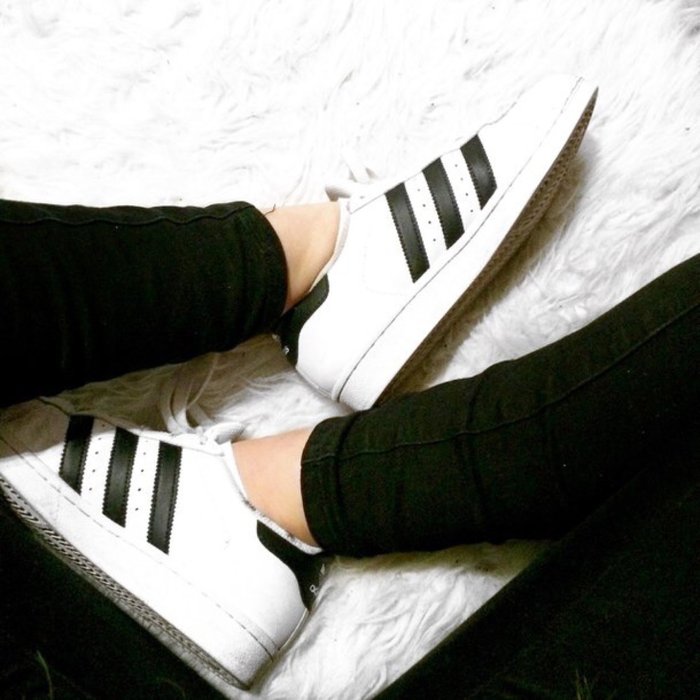 Final Price🌺Adidas Superstars