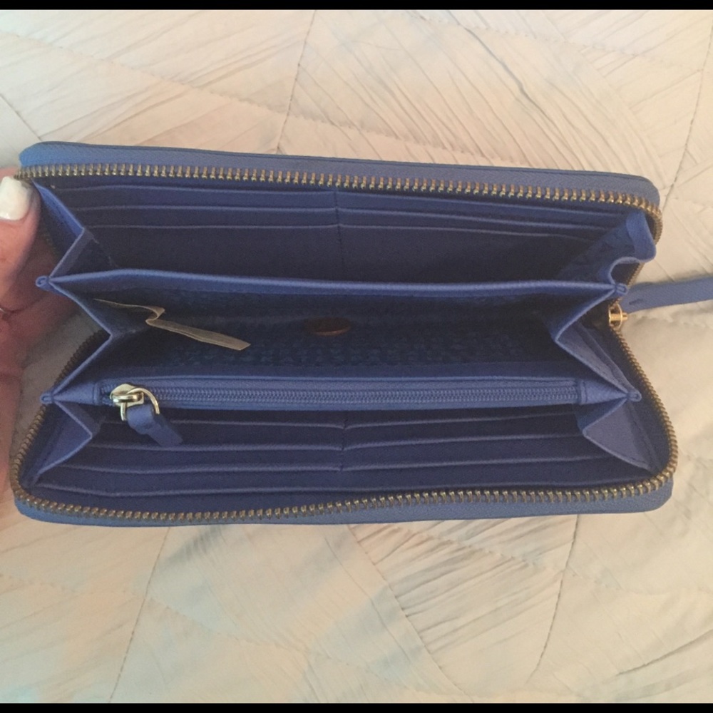 Kate Spade Wallet - Picture 3 of 3