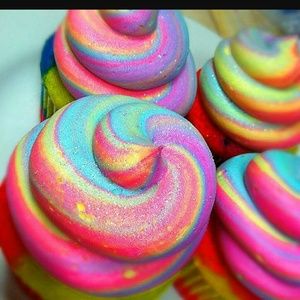 Meet your Posher, Sheena