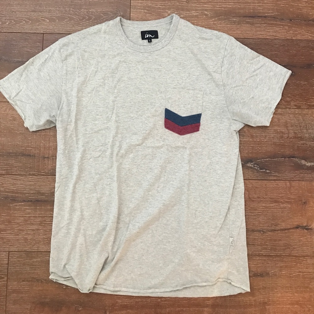 Men's tee size large.