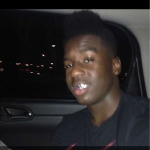 Meet your Posher, Donte