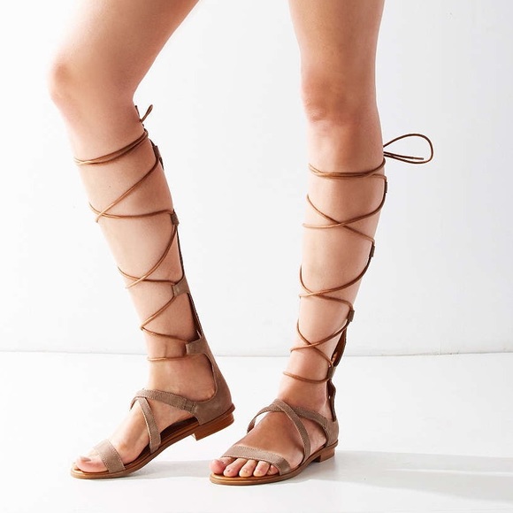 Gladiators by Jeffrey Campbell - Picture 2 of 8