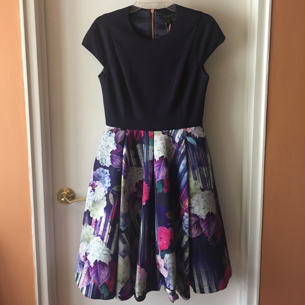 "Keriee" ted baker size 2 US size 6