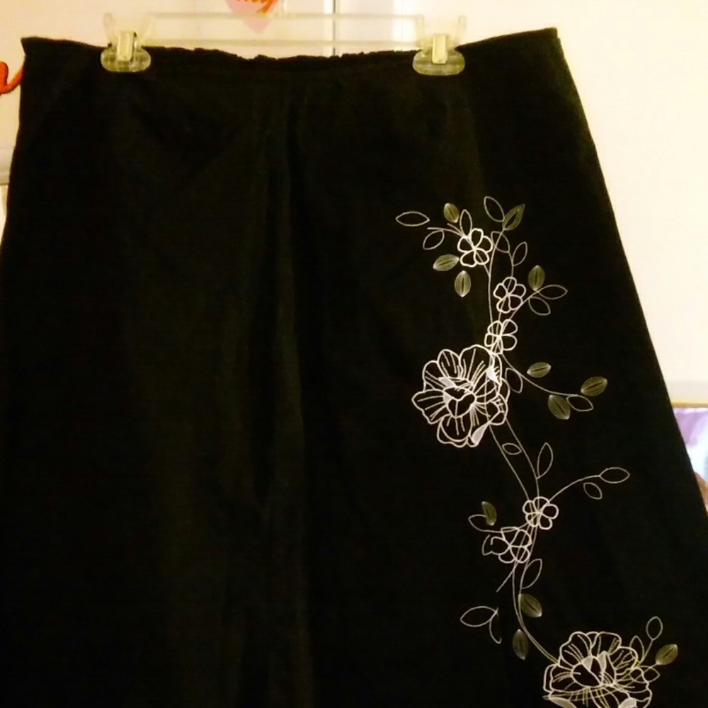 Cute 🥰 Dancing💃🏾 skirt