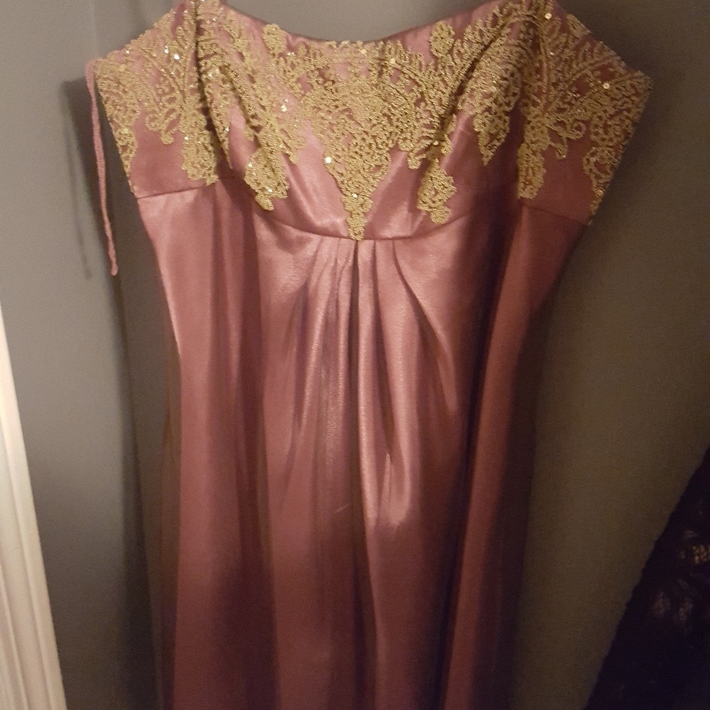 Adrianna Papell size 4 pink spaghetti strap dress