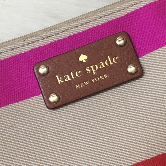 Kate Spade Oversized Clutch - Picture 4 of 7