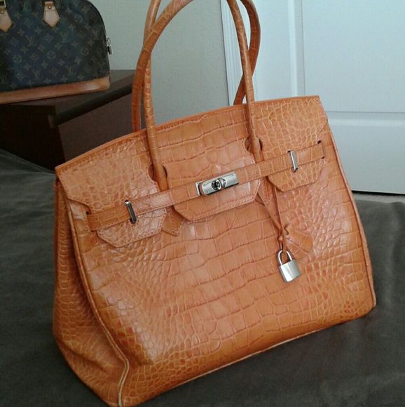 ...SOLD...Birkin 45 Inspired Leather Handbag - Picture 1 of 7