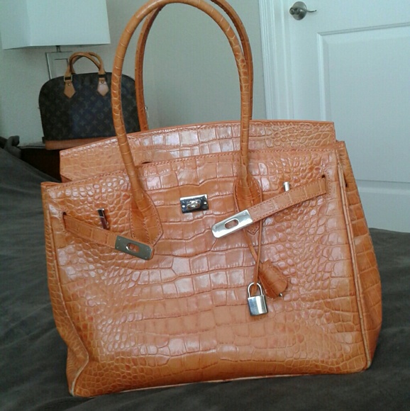...SOLD...Birkin 45 Inspired Leather Handbag - Picture 2 of 7