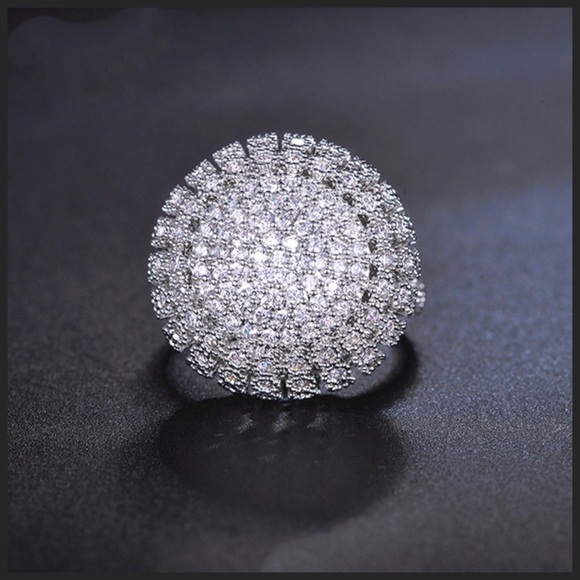 Swarovski Crystals Dome Ring - Picture 5 of 6