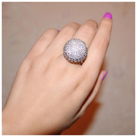 Swarovski Crystals Dome Ring - Picture 6 of 6