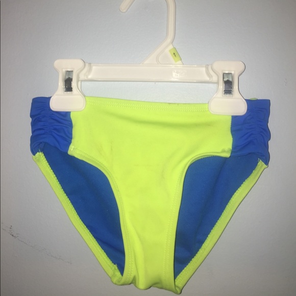 Bathing suit - Picture 4 of 5