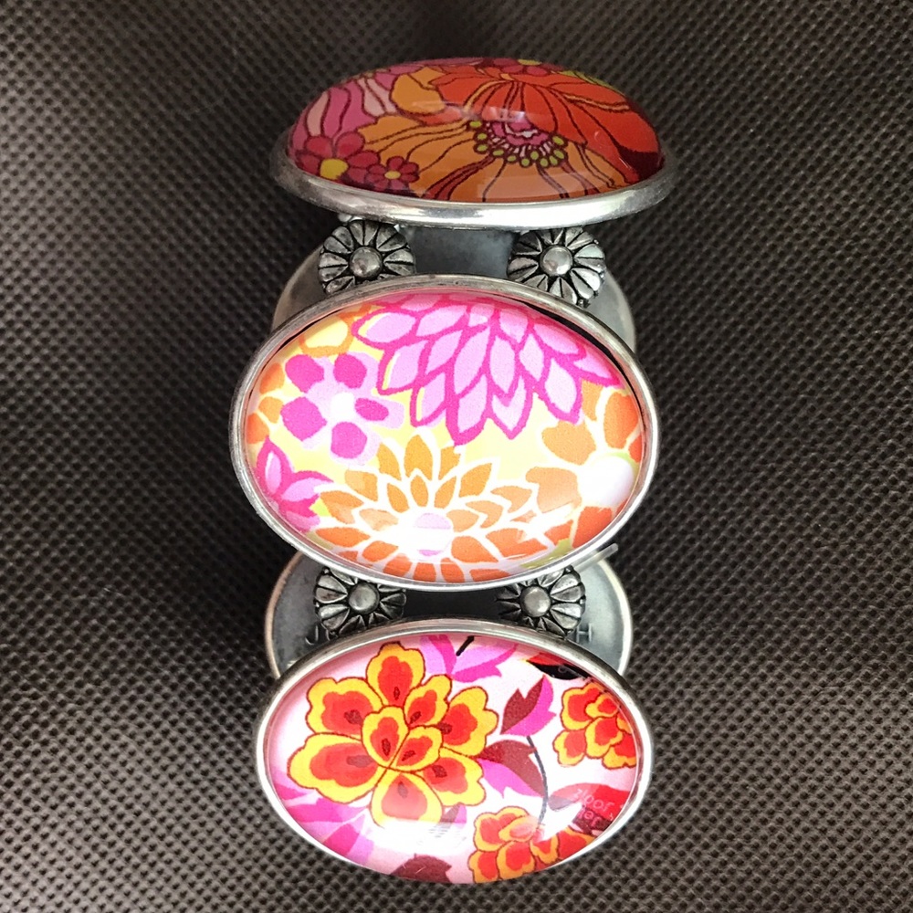 Joolz Hayworth pink floral bracelet