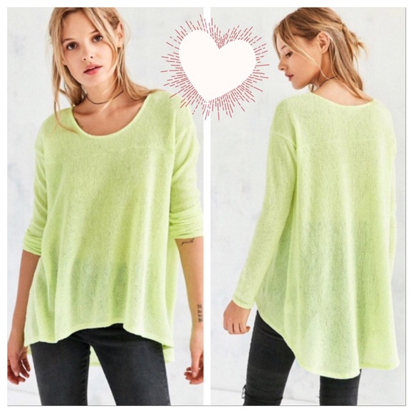 Urban Outfitters Lime Blaire Tunic Top Sweater - Picture 1 of 3