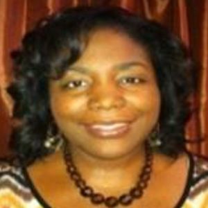 Meet your Posher, Raquel