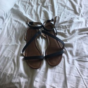 Call It Spring black strappy sandals 6.5