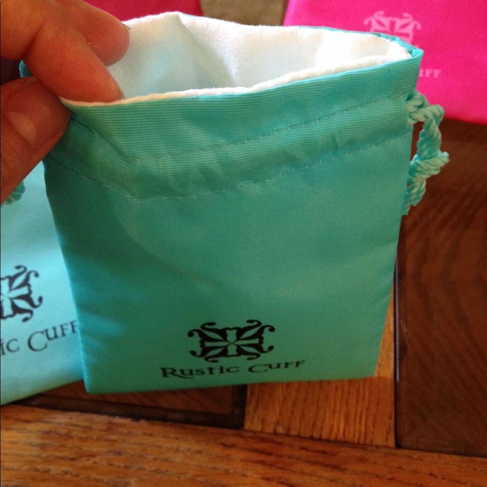 Rustic Cuff Dust Bags - Picture 4 of 5