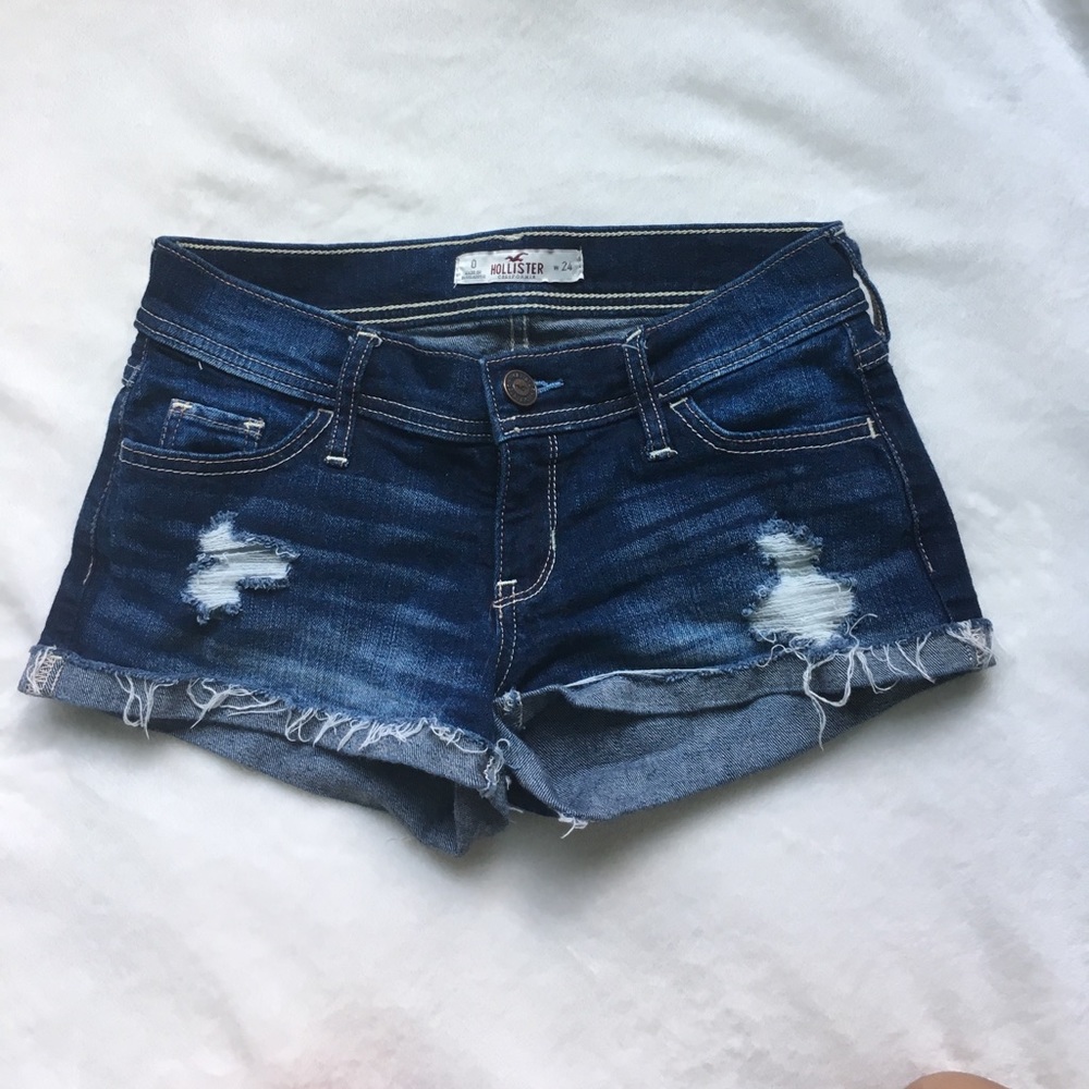 Hollister ripped jean shorts size 0