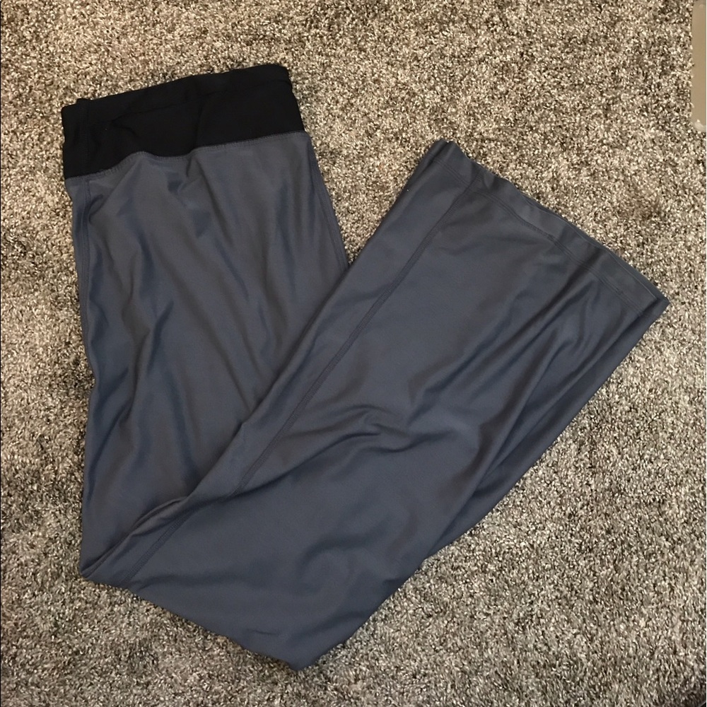 Gray and Black Gap Body Long Pants!