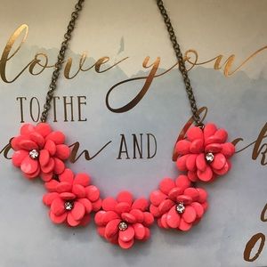 Gorgeous J•Crew Flower Fashion Necklace