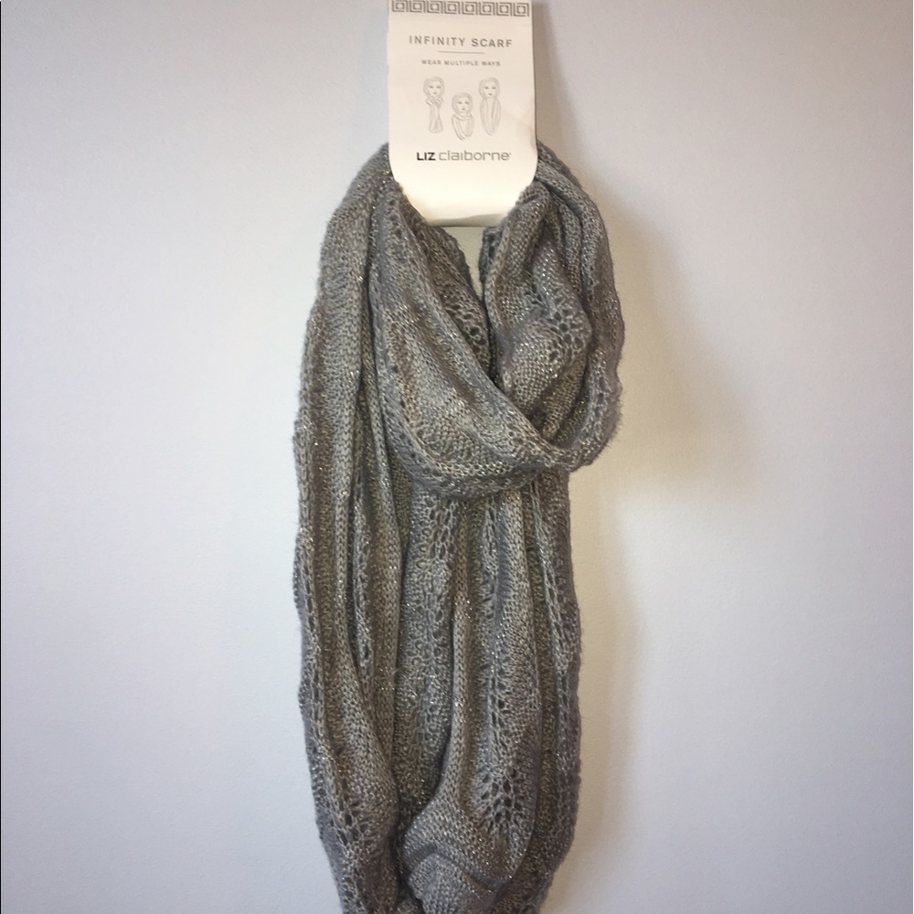 Infinity scarf