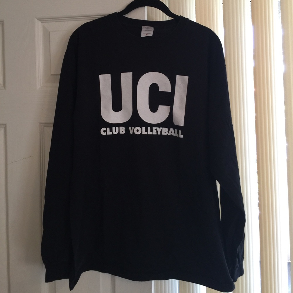 UC Irvine Club Volleyball Shirt