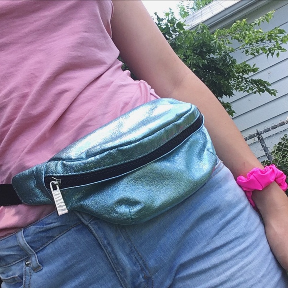 Baby Metallic Blue Fanny Pack💙✨